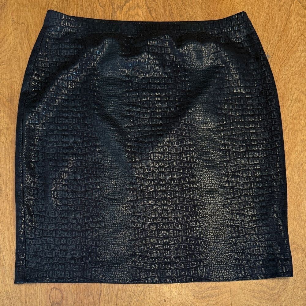 Karen Kane Black Textured Faux Leather Pencil Skirt